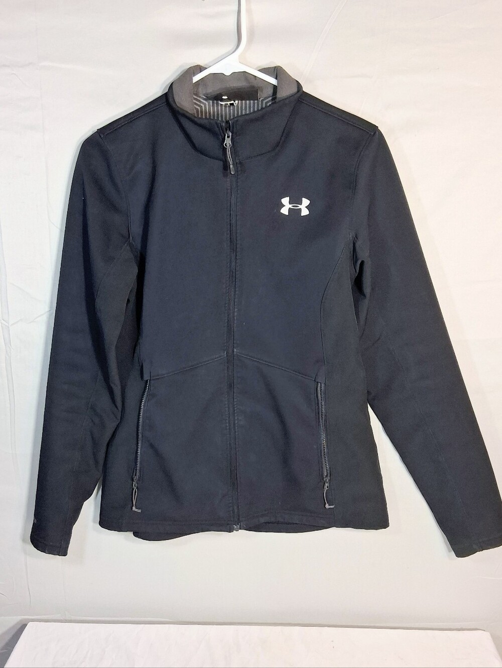 Women's Under Armour Size S/P/CH Infrared Shield Cold Gear Full Zip Jacket
